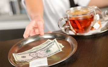 Cómo manejar las propinas en Tu restaurante?