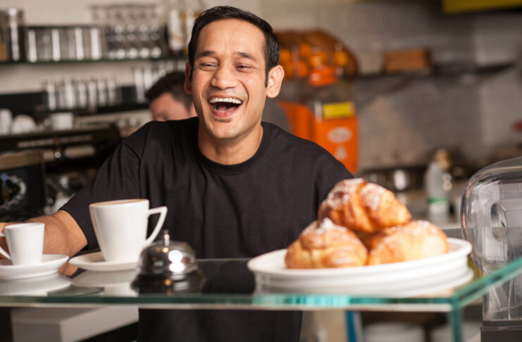 Clientes Felices para que regresen a tu restaurante