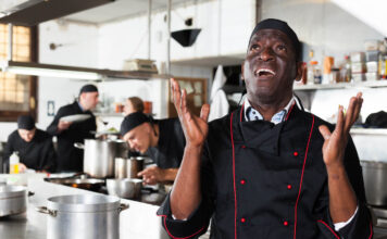 Bajo presión: Cómo mantener la calma en la cocina de tu restaurante.