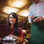 6 Técnicas efectivas para tomar la comanda de manera precisa y eficiente